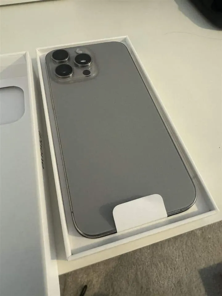 APPLE IPHONE 15 PRO MAX - 512GB-1