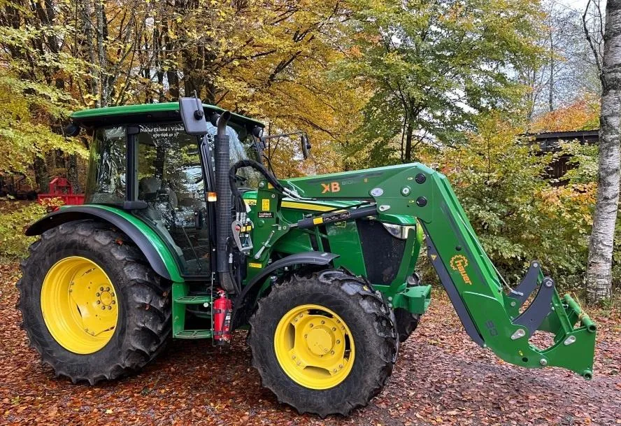 2014 John Deere 5085M