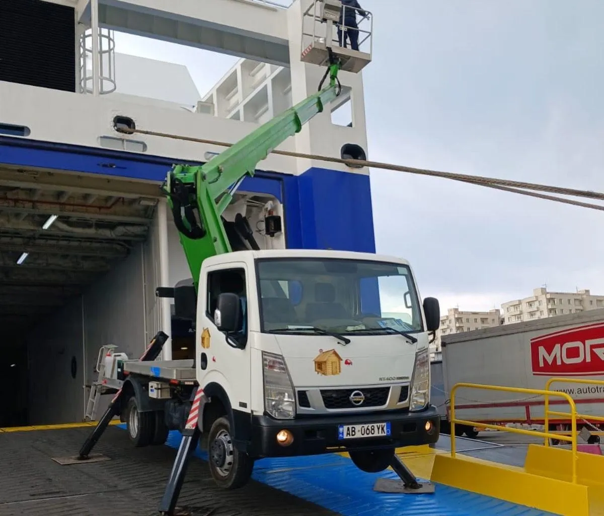 Nissan Cabstar Vinc me Kosh 20Metra 2016