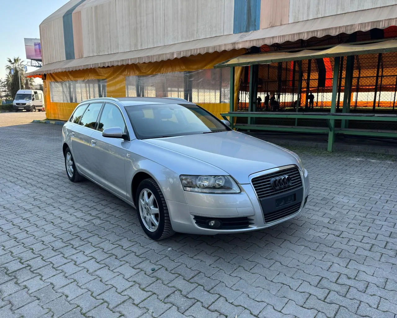 Audi A6 2.4 benzin Automat Automatik
