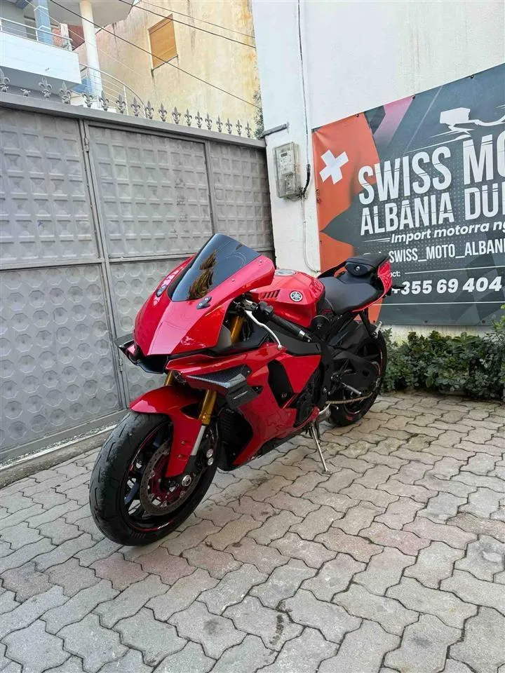 Yamaha r1 2016