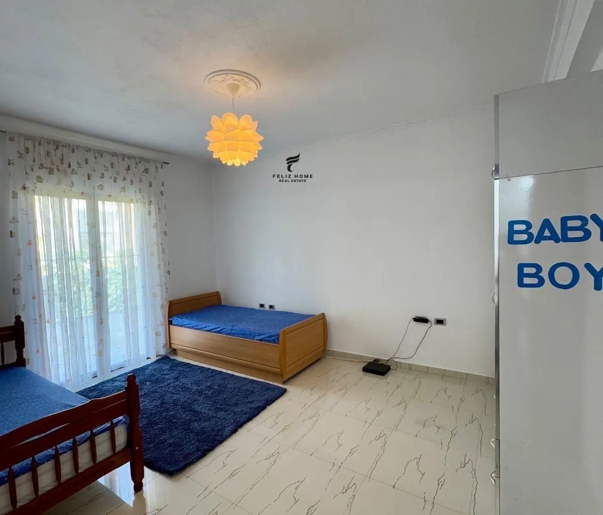 APARTAMENT ME QERA 2+1 SAUK 60.000 LEKE-4