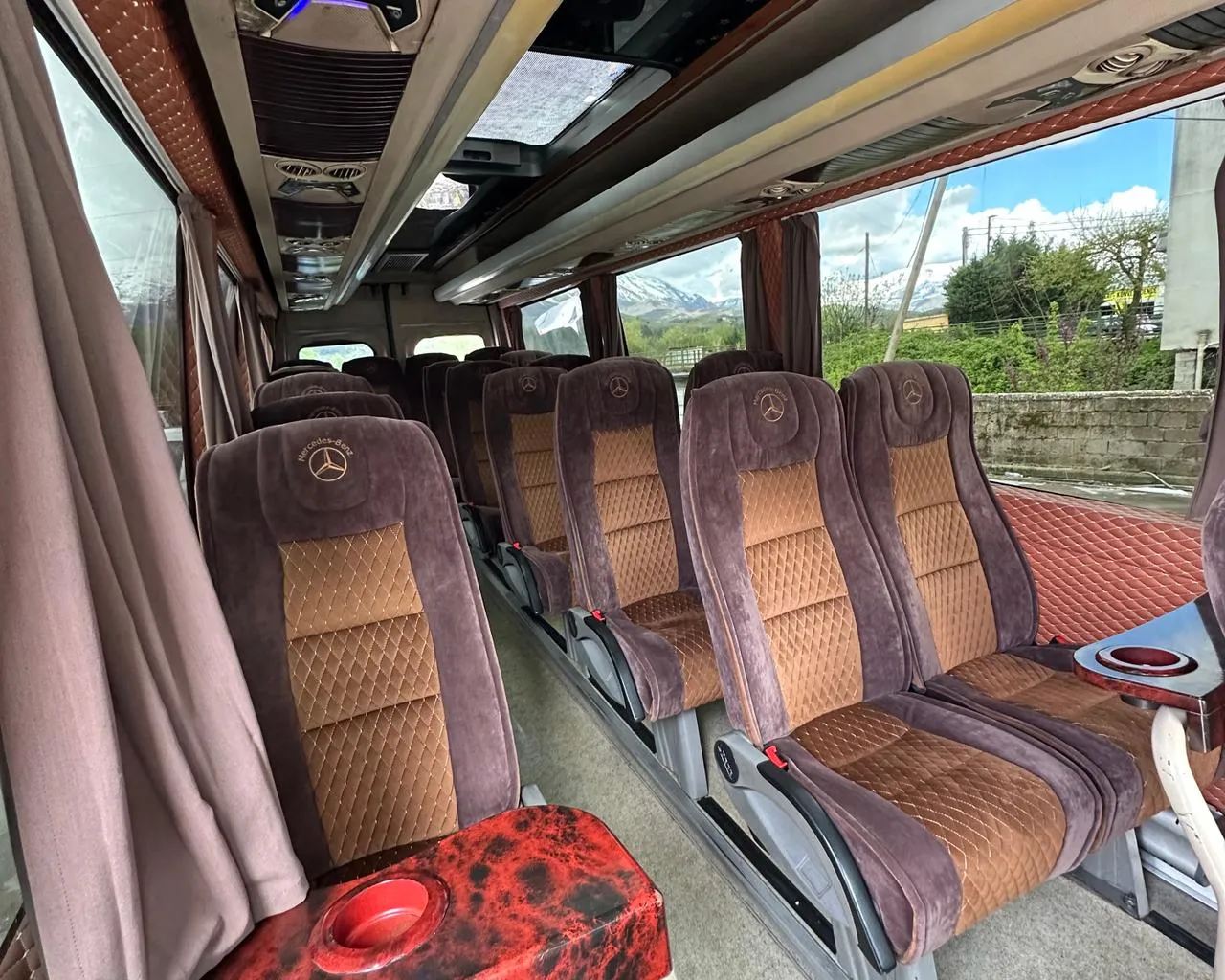 Shitet minibus sprinter 20+1 2009