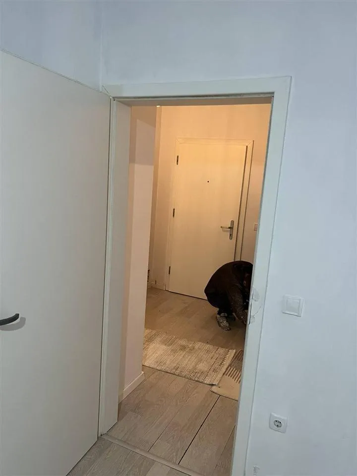 Ipet me qira banesa 3 dhomeshe 92m2. Fushe Kosov rr.Dardania-5