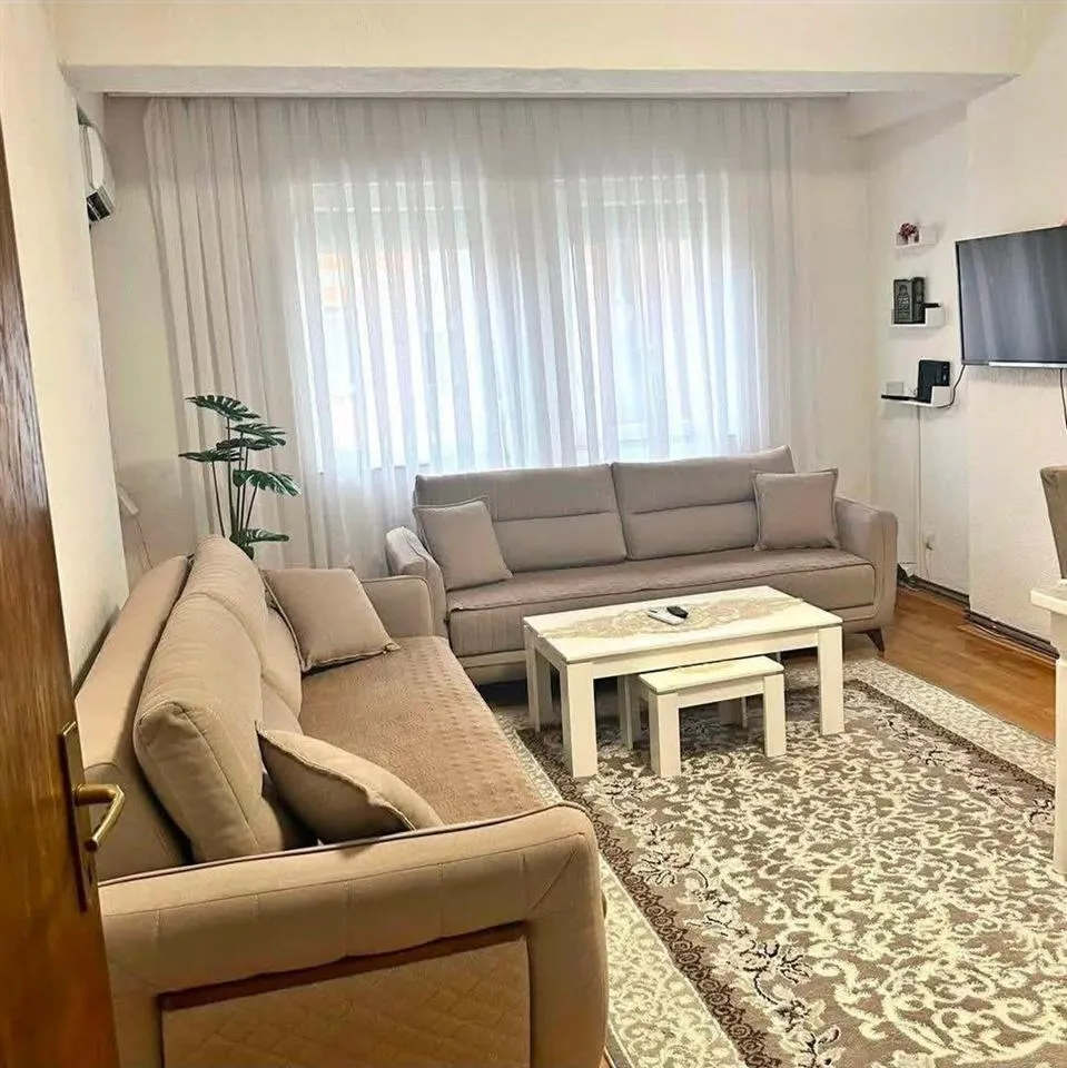 Shitet Banesë e Re dhe Moderne Fushë Kosovëte Posta-1