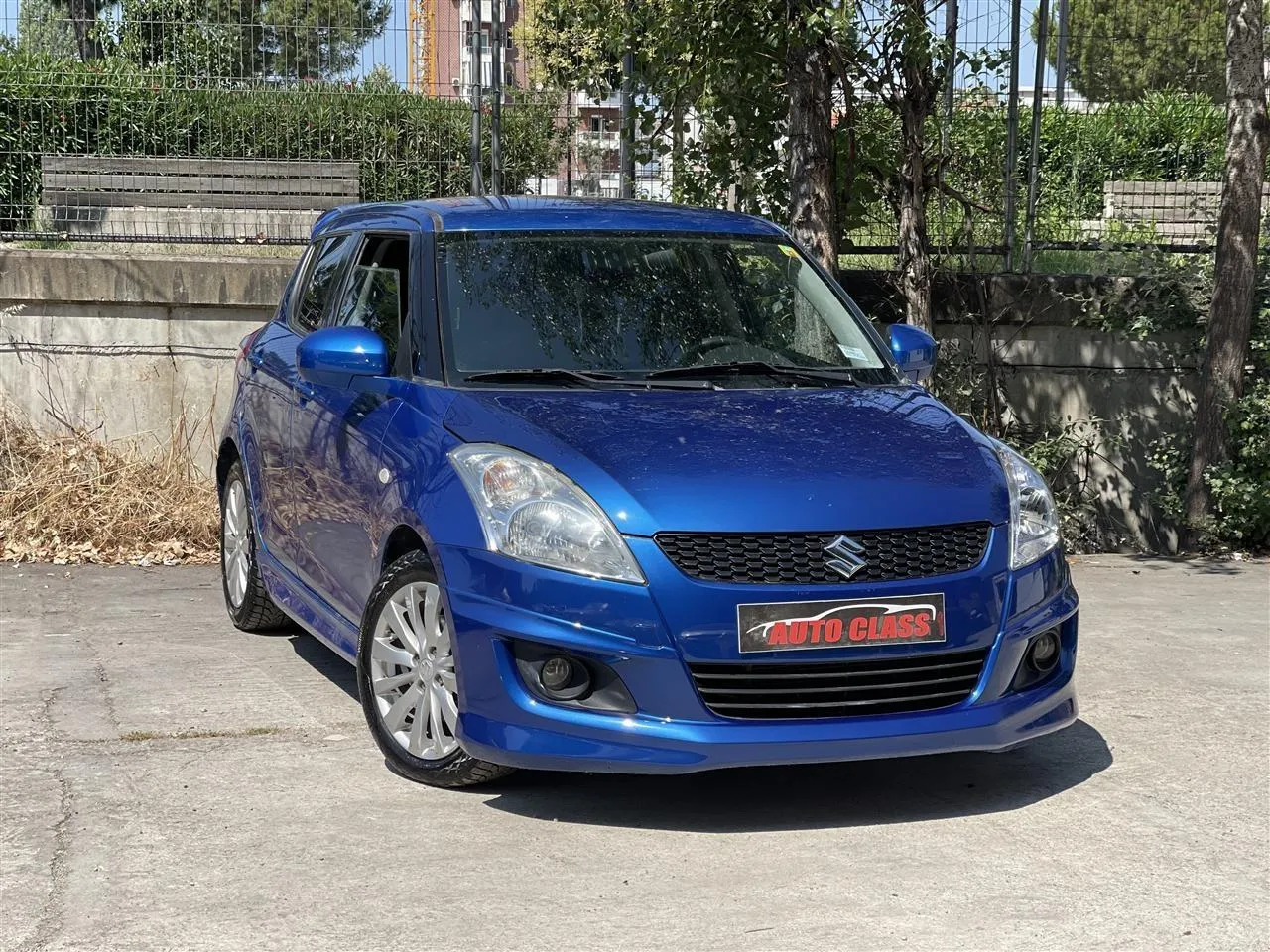 SUZUKI SWIFT AUTOMAT VITI .3 BENZINE 2011