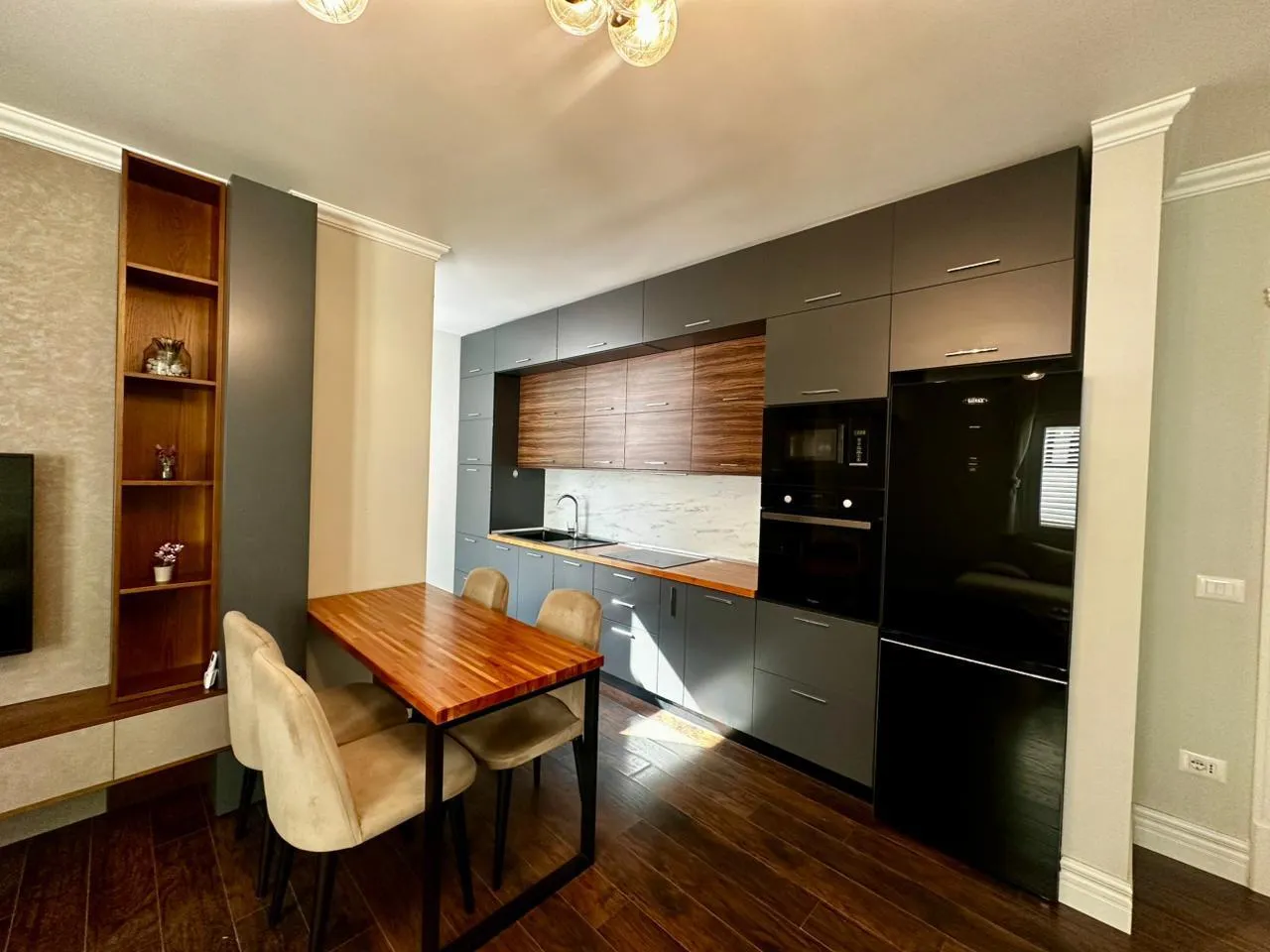 Qera, Apartament 1+1,Plazh,Stacioni i Pare-3
