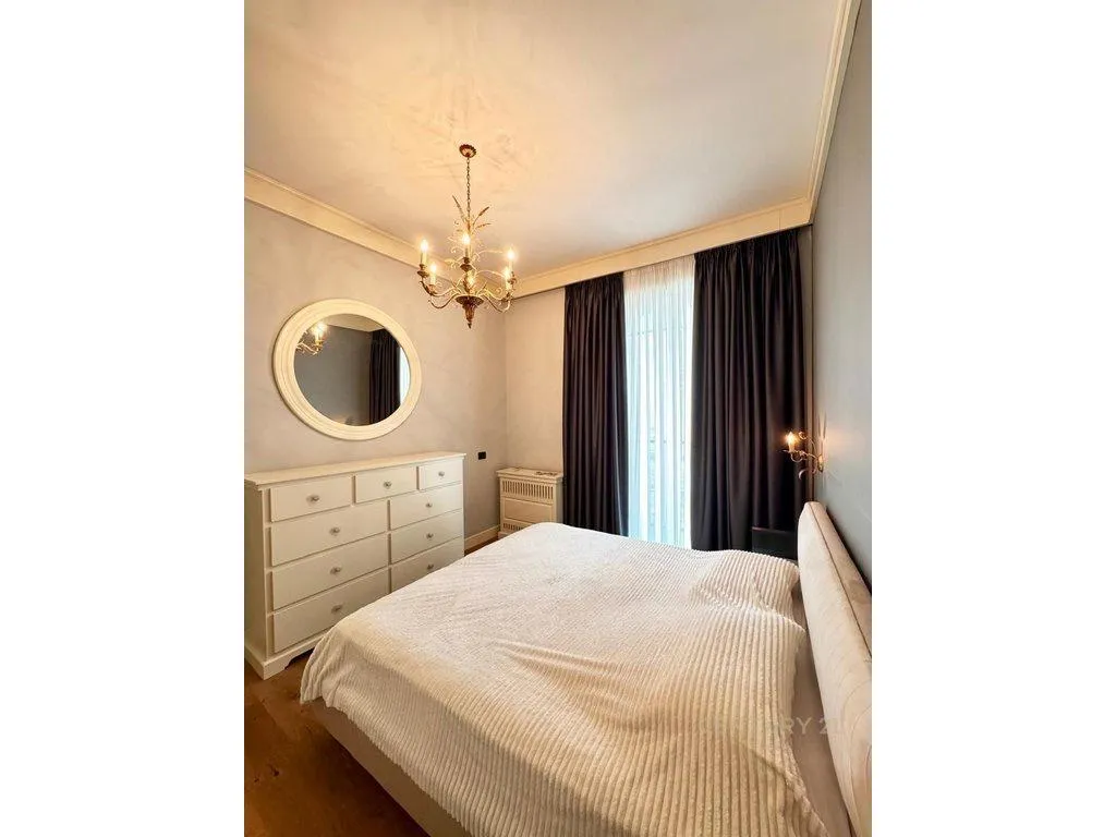 qira apartament 2+1+Post Parkimi tek Ambasador 3!!-2