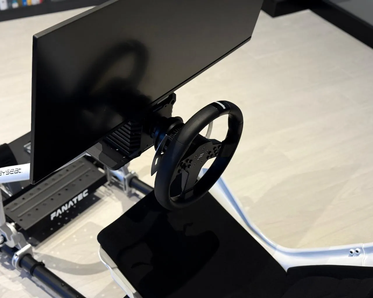Shitet Set i Plote Sim Racing dhe PC Gaming-2