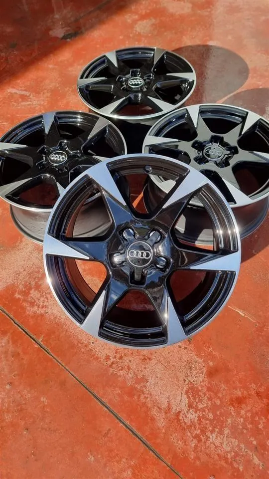 DISQE AUDI A4 R17 ORGJINALE 2017