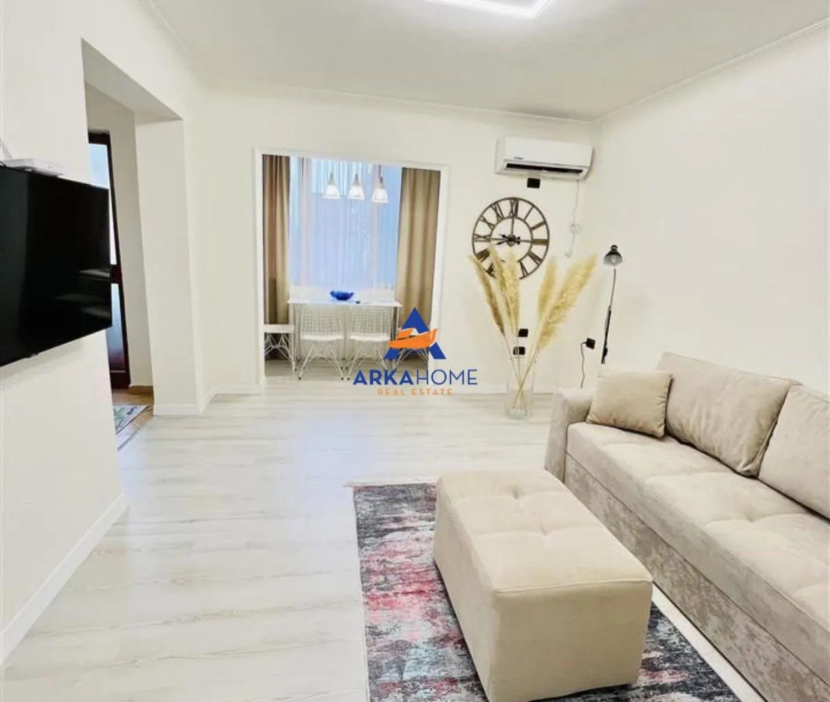 SHITET APARTAMENT 1+1 RRUGA GJIK KUQALI, PRANË STADIUMIT DI-5