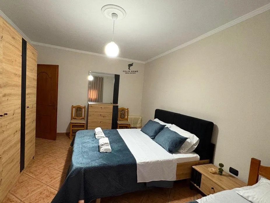APARTAMENT ME QERA 1+1 LAPRAKE 50.000 LEKE-3