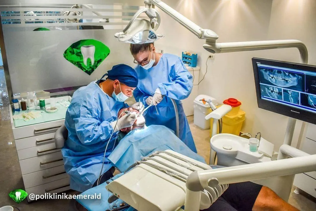 Stomatolog/Stomatologe Dentist/Dentiste (F) Me Eksperience
