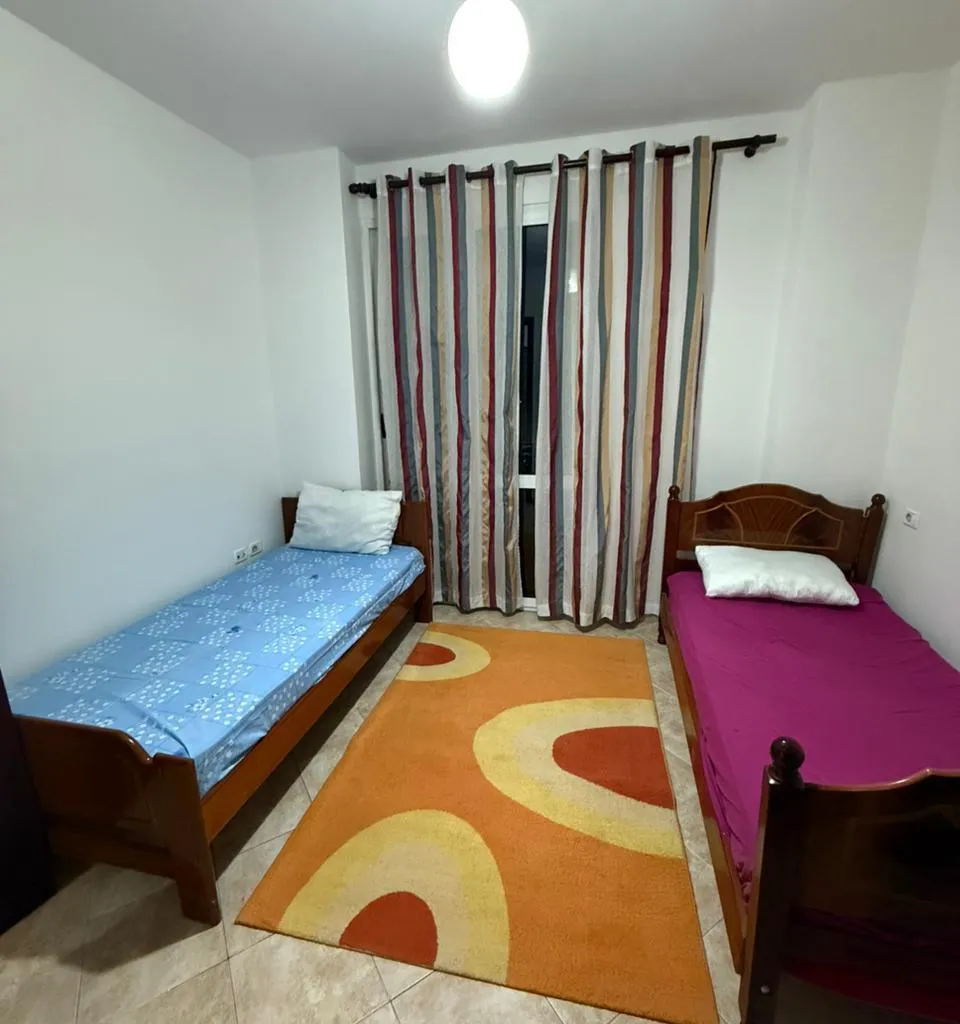 Jepet apartament per qira 2+1 Astir Vila L-2