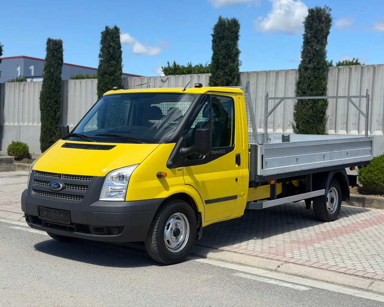 Ford Transit Kamjoncin 2012