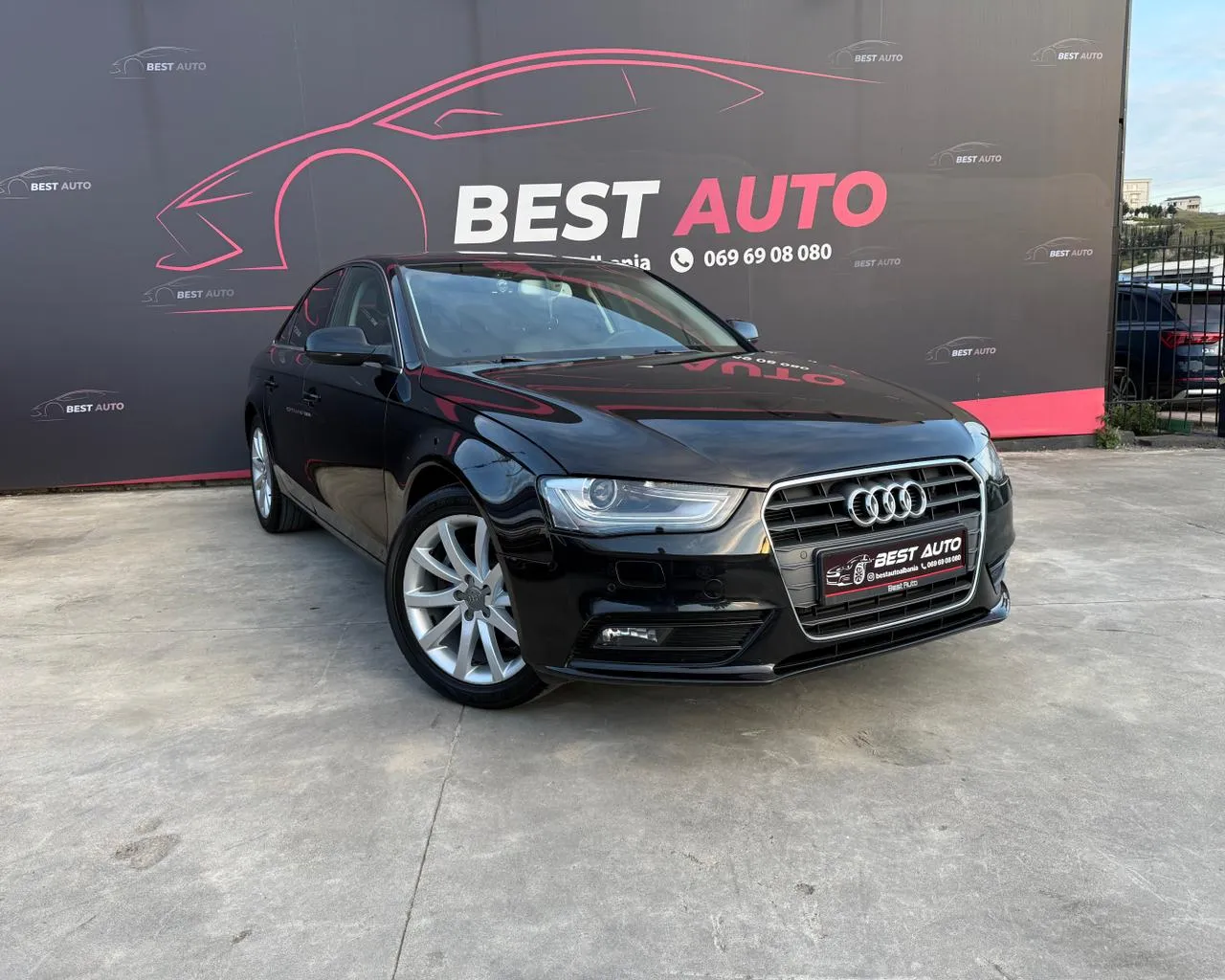 Shitet AUDI A4 2013