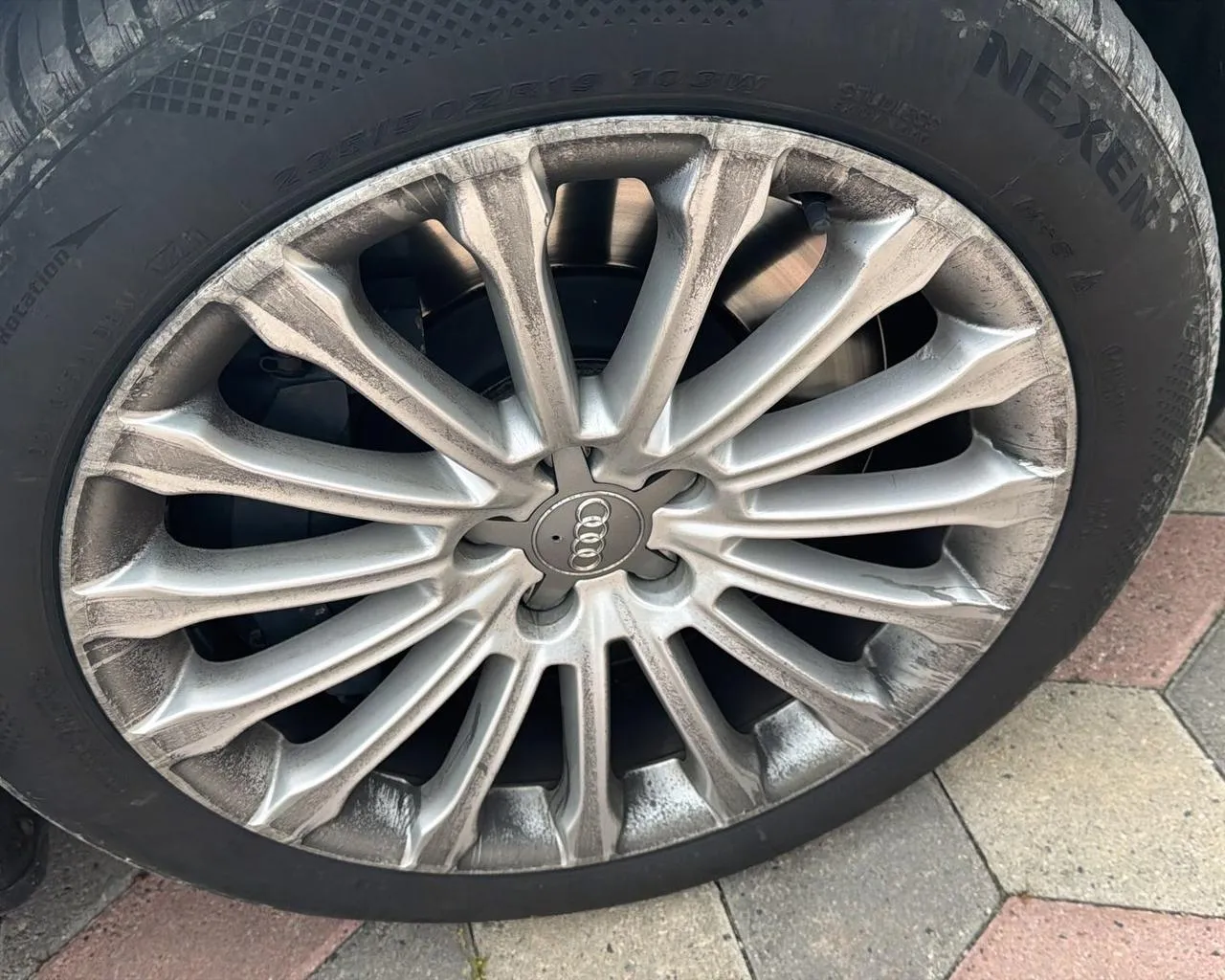 DISQE AUDI Q5 OSE A8 ORIGJINAL GOMA NEXEN 95% 235/50/19