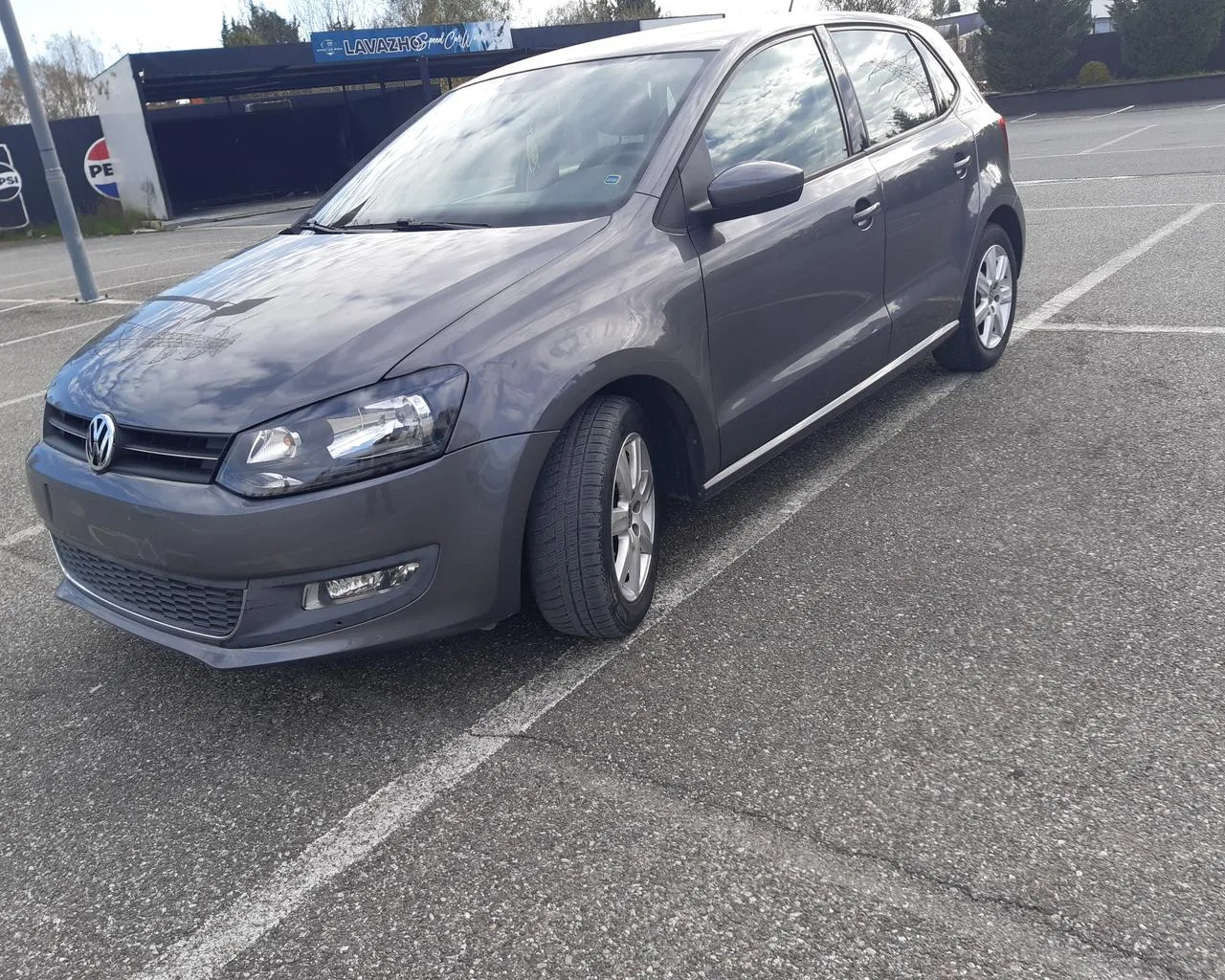 shitet vw polo 1.4 benzin--gaz kamio automatike viti 2010.