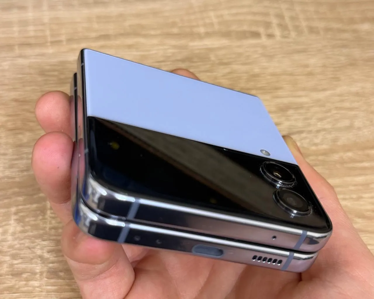 Samsung Z Flip /128Gb-1