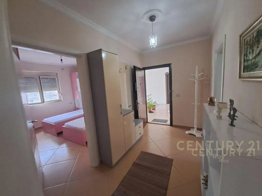 + Apartament 2+1 Me Qira në Durrës | 75 m-1