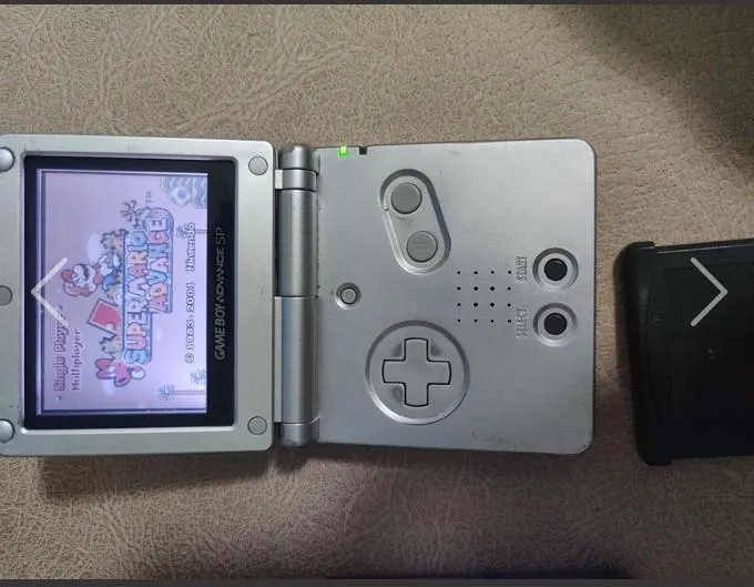 Gameboy-1