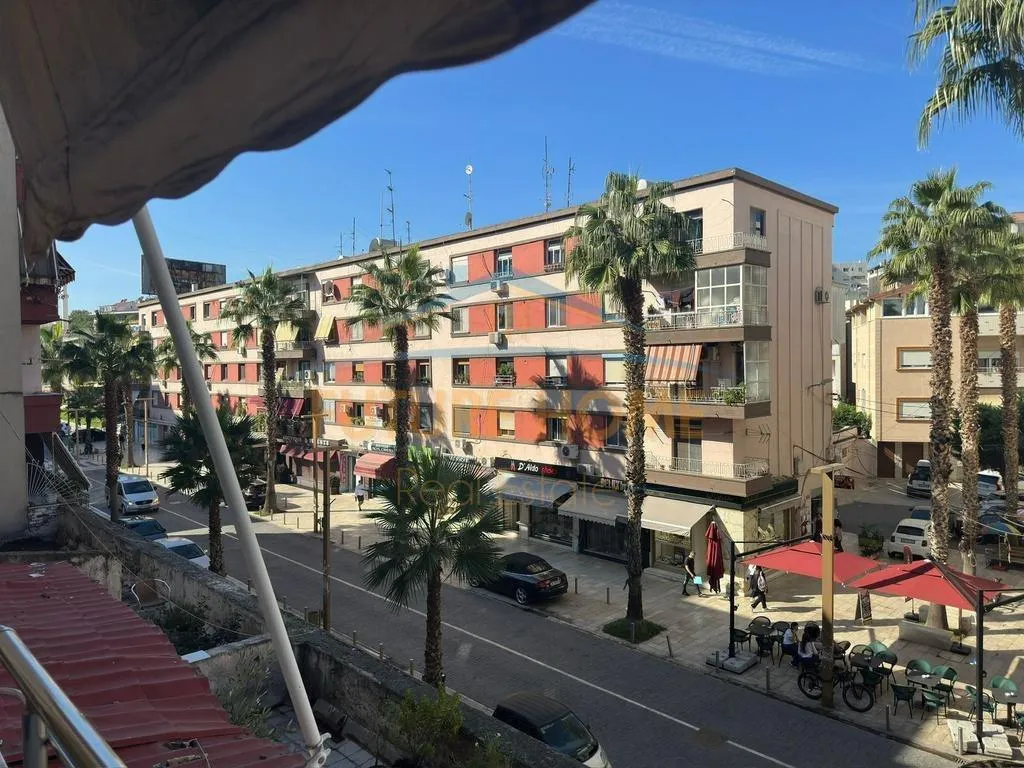 Qira , Apartament , Bulevardi Kryesor , Durres