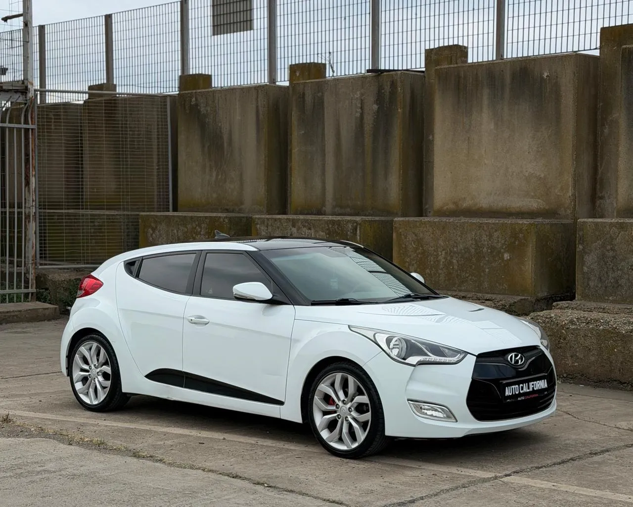 Hyundai Veloster .6 Benzine Gas 5 porta 2012