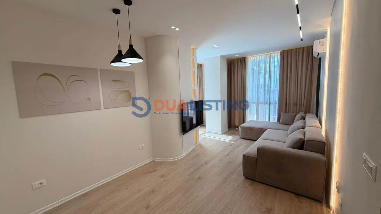 Shitet Apartament Modern 2+1 , 21 Dhjetori!-1