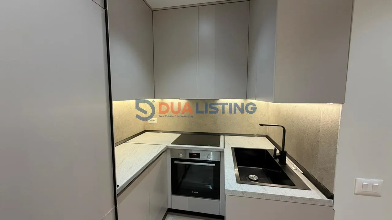 Shitet Apartament Modern 2+1 , 21 Dhjetori!-2