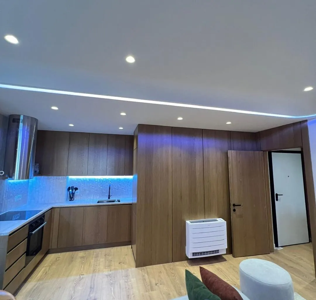 Jepet me qira Apartament Luksoz 1+1+parkim tek Oasis , Unaza-1