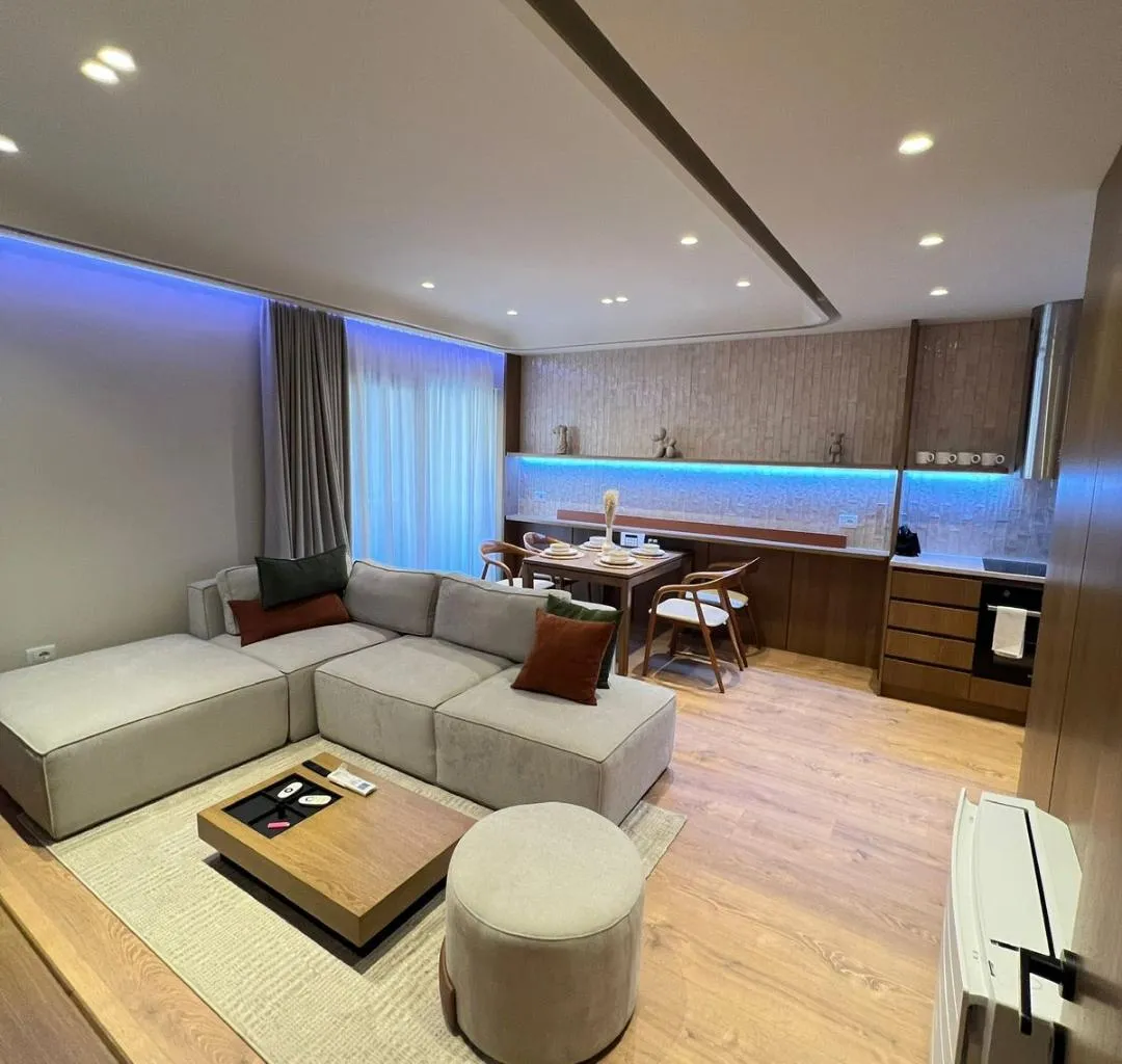Jepet me qira Apartament Luksoz 1+1+parkim tek Oasis , Unaza-2
